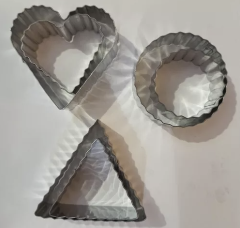 [ALE088] Juego Cortador de Galletas Forma Circulo, Corazón y Triangulo. chico y grande