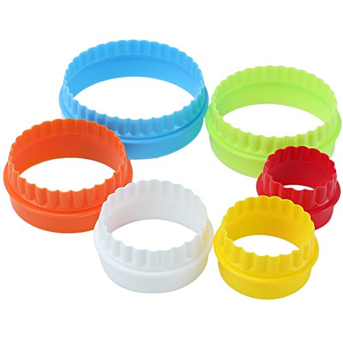 [63-066] Juego Cortador de Galletas Circulos Rizados Plástico 6 piezas.